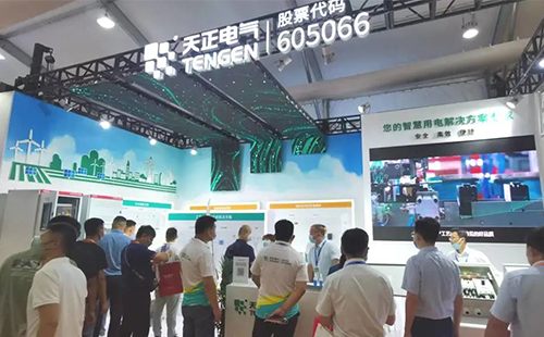 展会直击 | 人生就是博亮相济南光伏展，助力行业绿色低碳发展